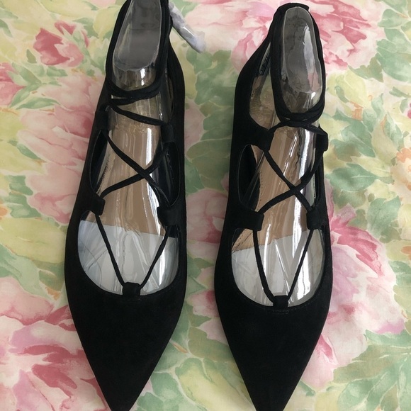 Vince Camuto 'Emmari' Pointy Toe Ghillie Flat - Picture 6 of 6